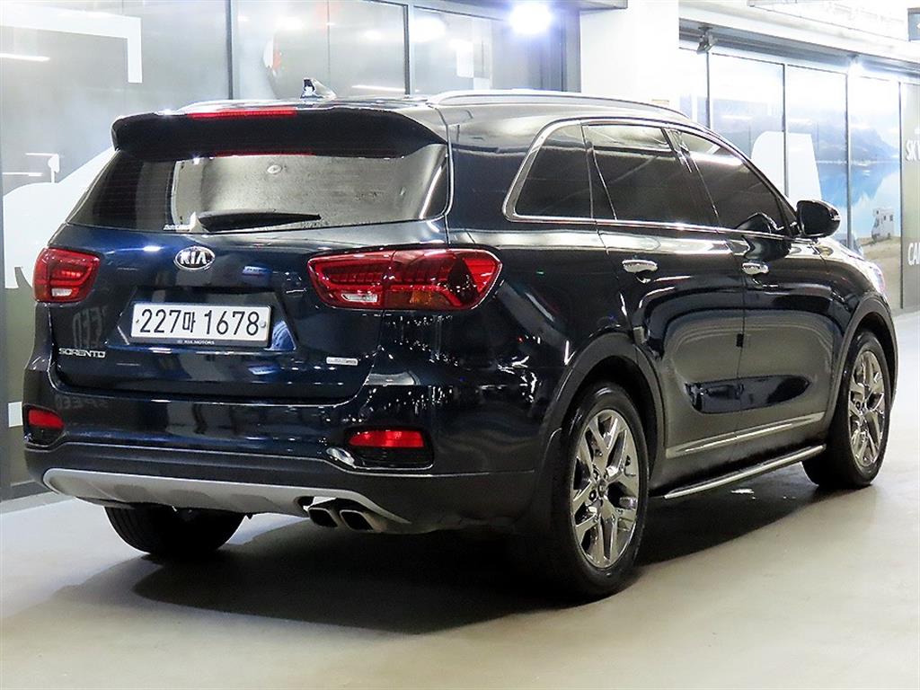 KIA Sorento - Vista 4