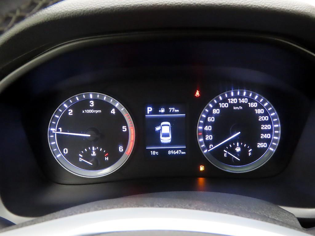 HYUNDAI Sonata - Vista 5