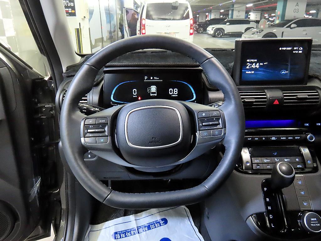 HYUNDAI Casper - Vista 8
