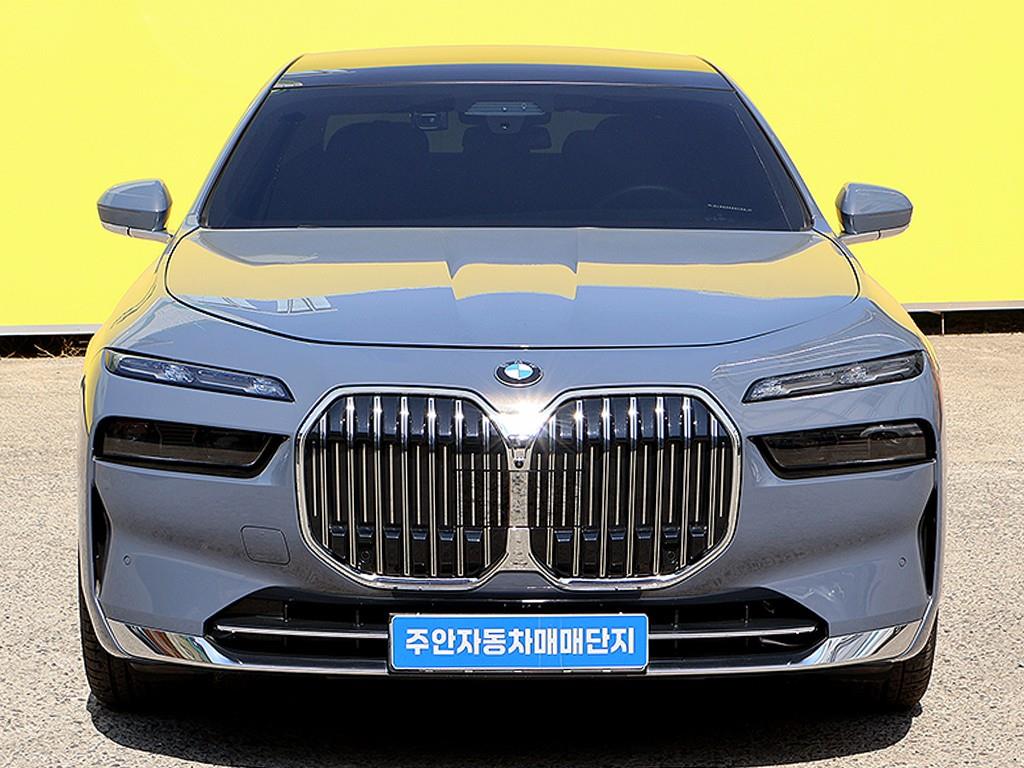 BMW 7 Series 2023 Gris - Importación desde Corea - HF Imports Iquique - Foto 1