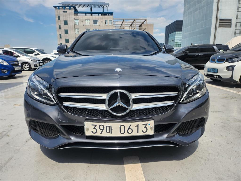Mercedes Benz C Class 2016 Gris - Importación desde Corea - HF Imports Iquique - Foto 1