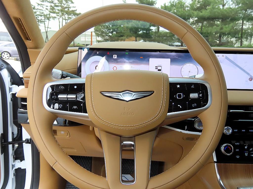 Genesis G80 - Vista 8