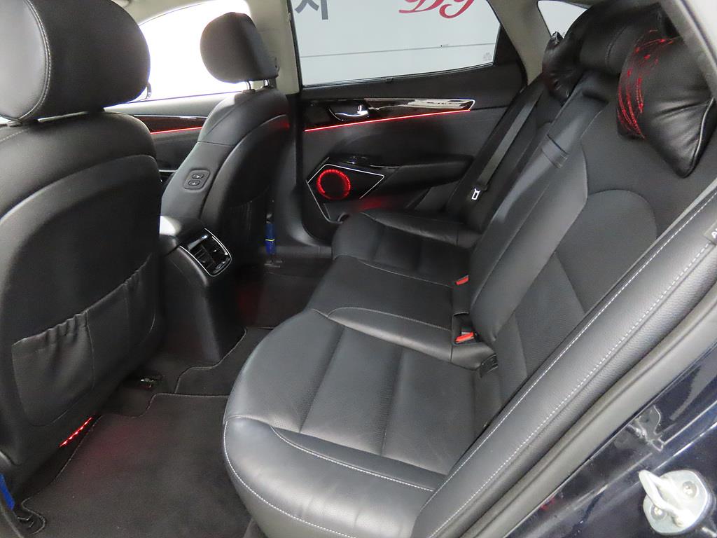 KIA K7 - Vista 6