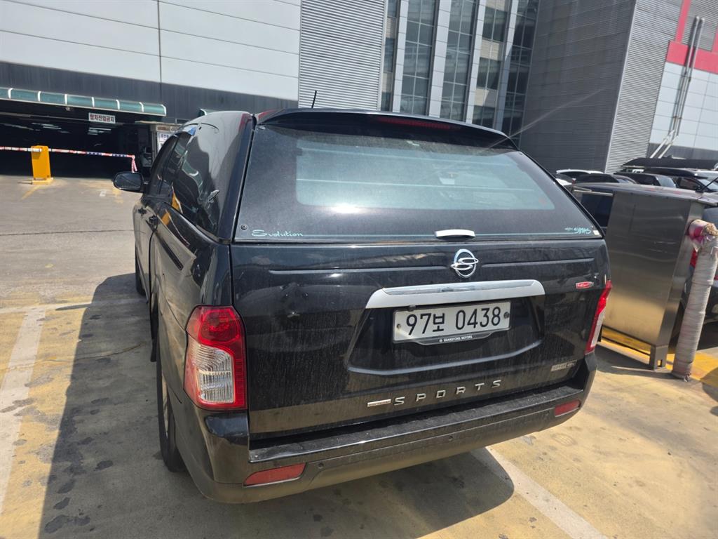 Ssangyong Korando - Vista 3