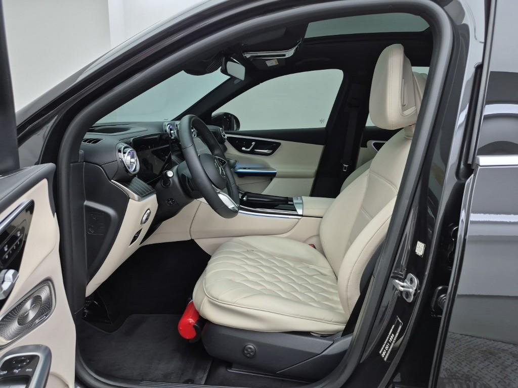Mercedes Benz GLC Class - Vista 11