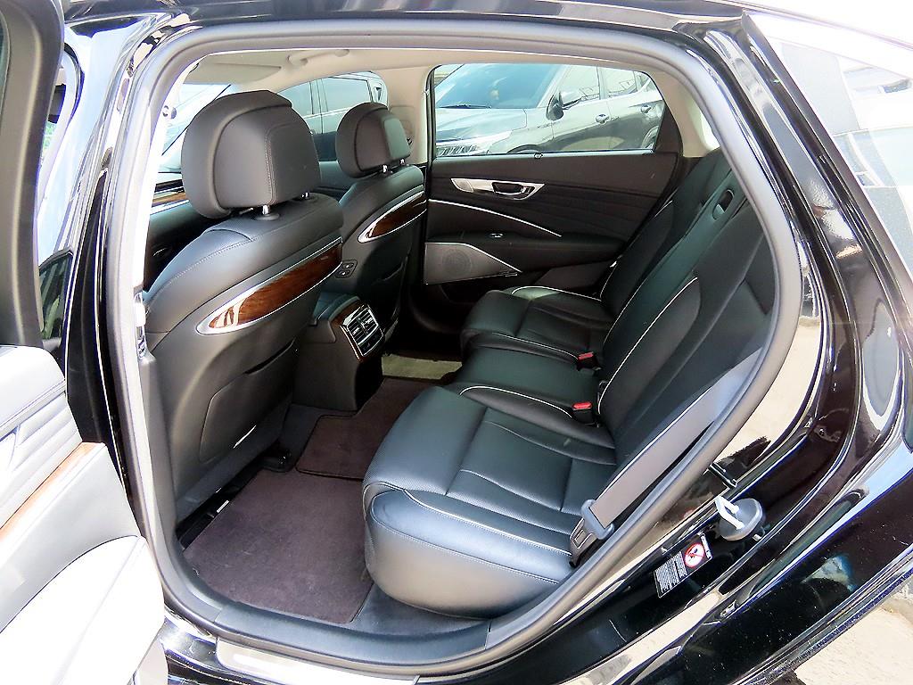 KIA K9 - Vista 6