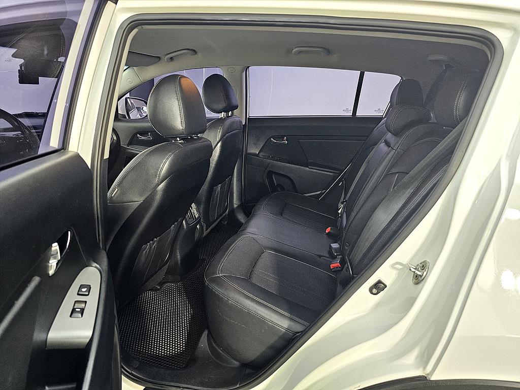 KIA Sportage - Vista 9