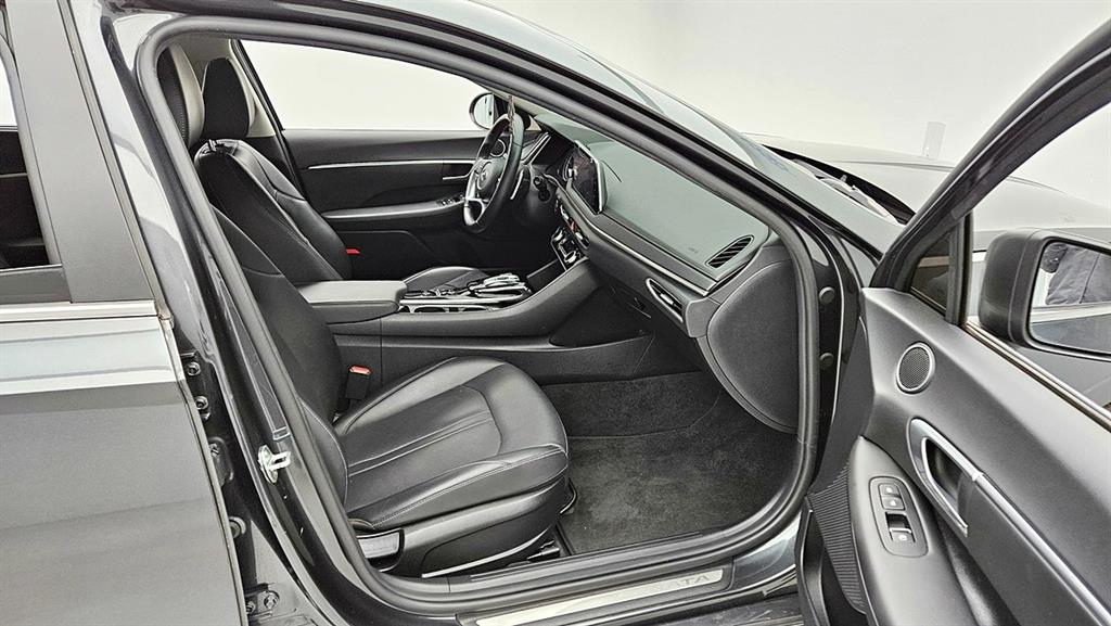 HYUNDAI Sonata - Vista 10