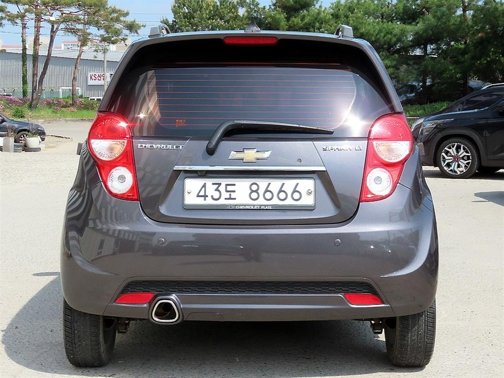 Chevrolet Spark - Vista 4