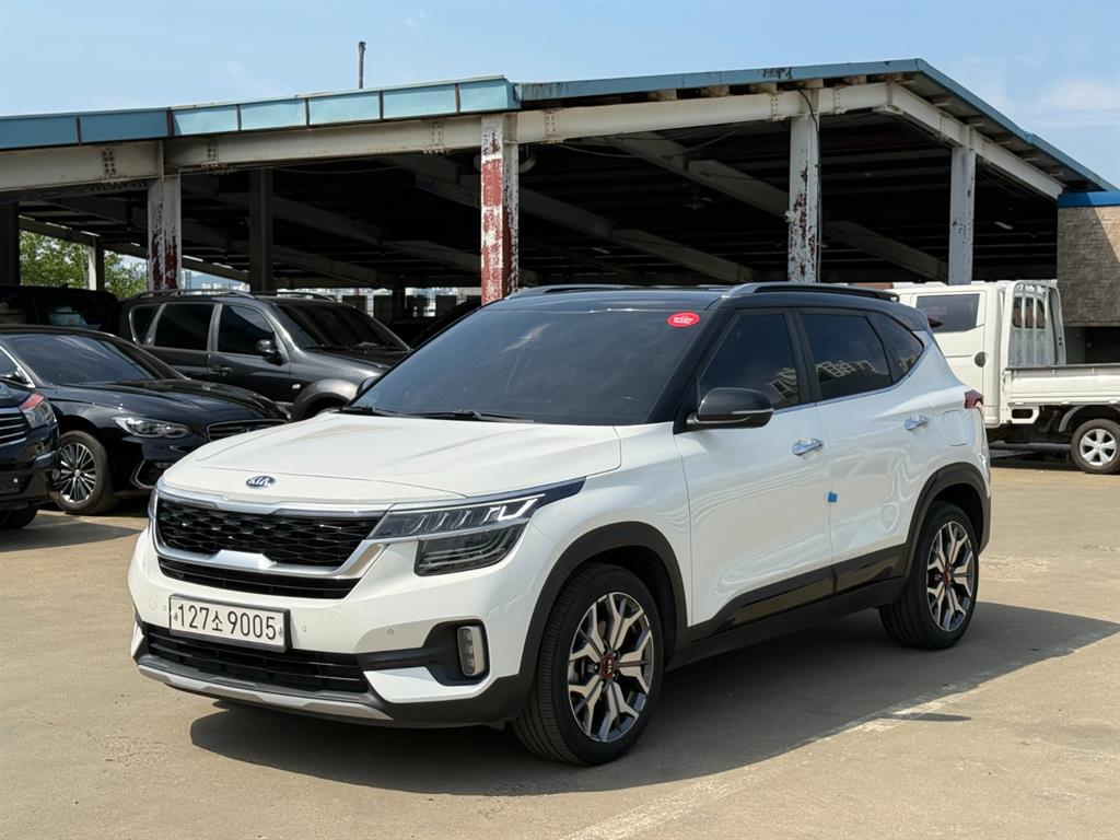KIA Seltos - Vista 2
