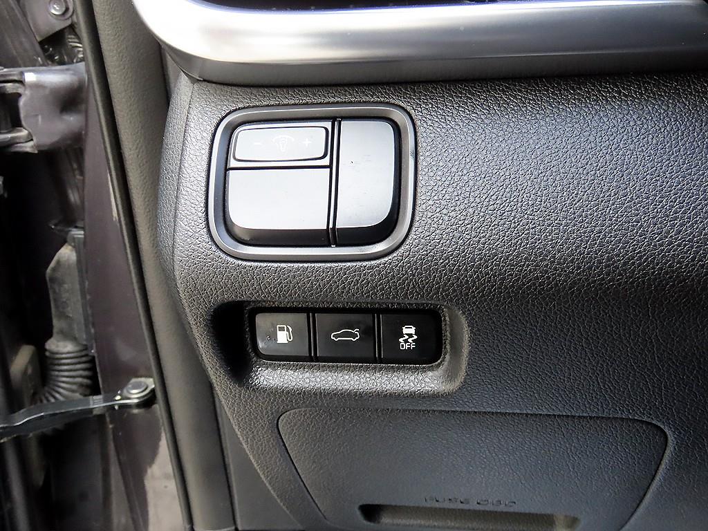 KIA K5 - Vista 12