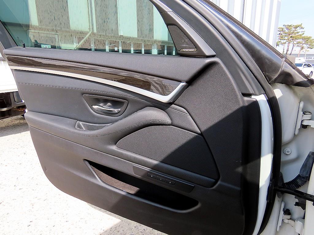 BMW 5 Series - Vista 12