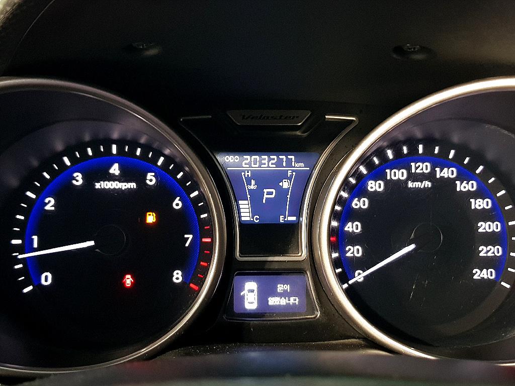HYUNDAI Veloster - Vista 7