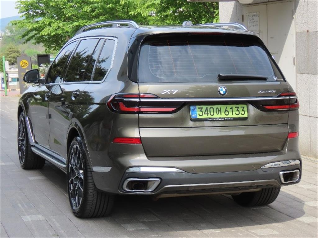 BMW X7 - Vista 7
