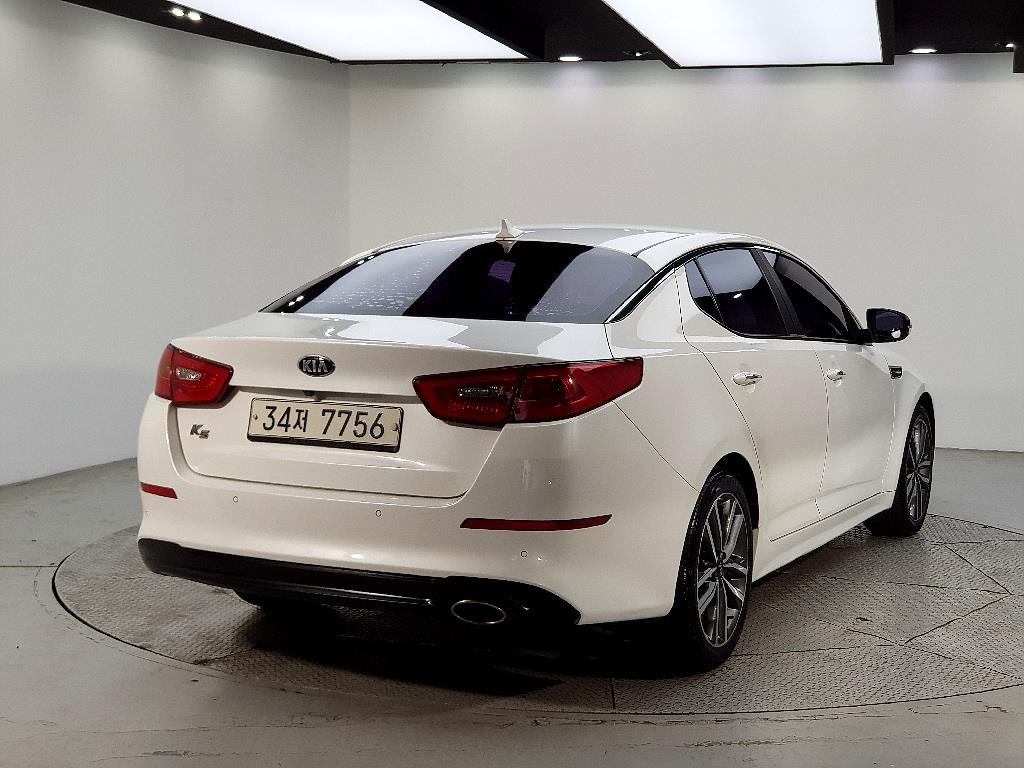 KIA K5 - Vista 4