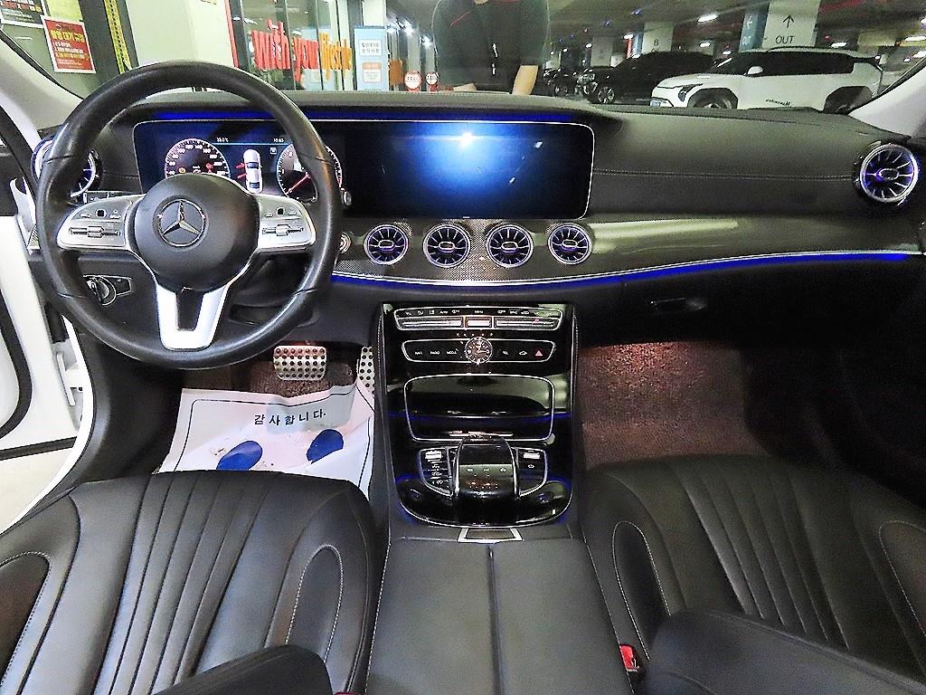 Mercedes Benz CLS Class - Vista 10
