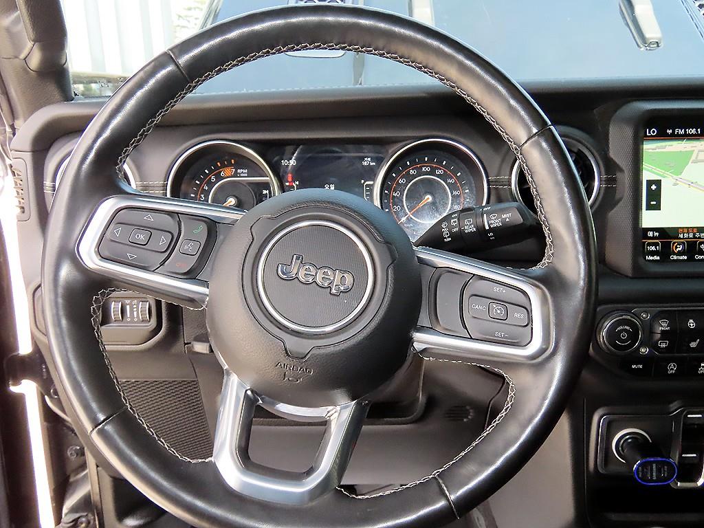 Jeep Wrangler - Vista 8