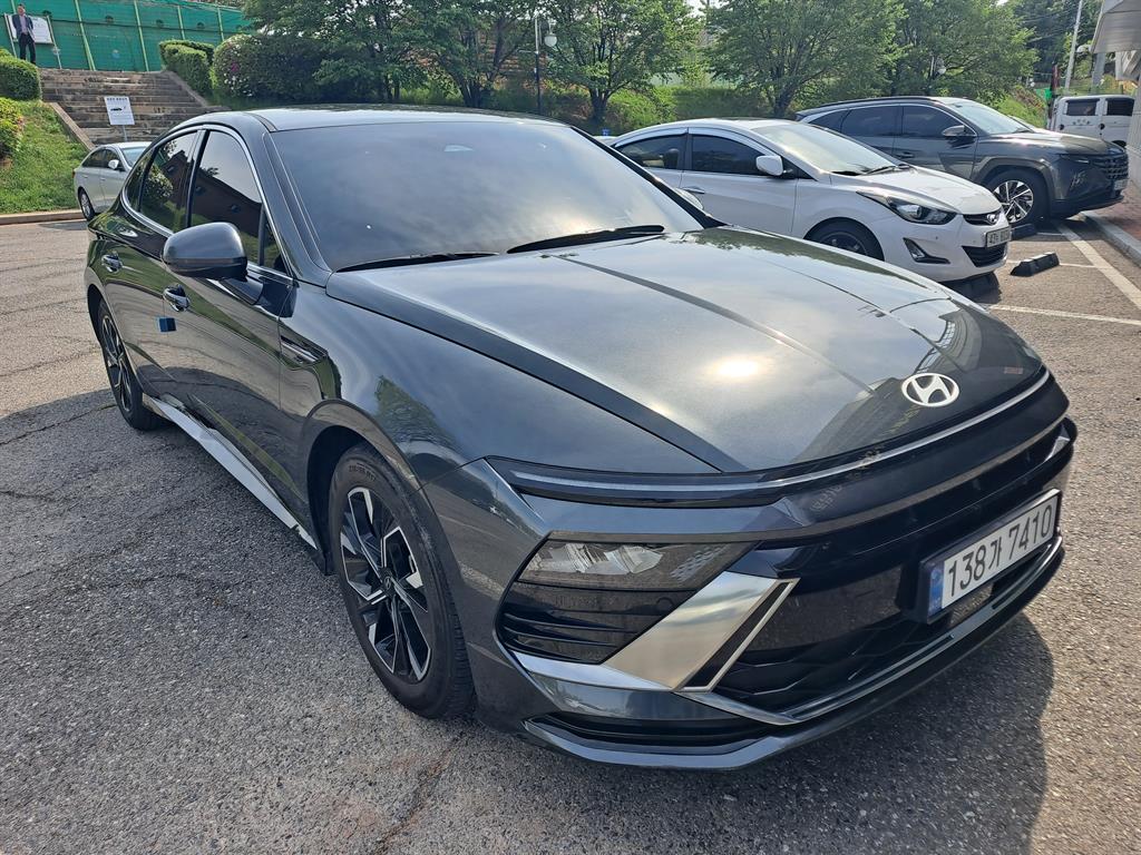 HYUNDAI Sonata - Vista 2