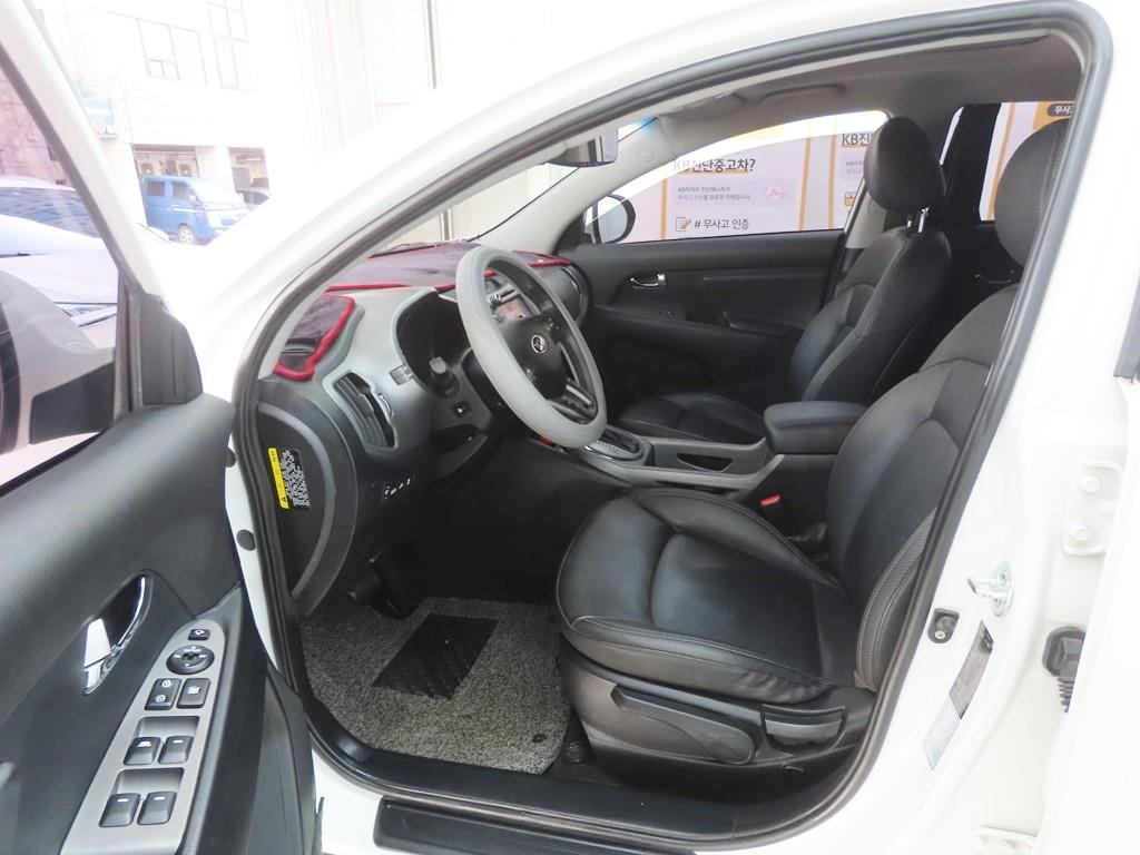 KIA Sportage - Vista 5