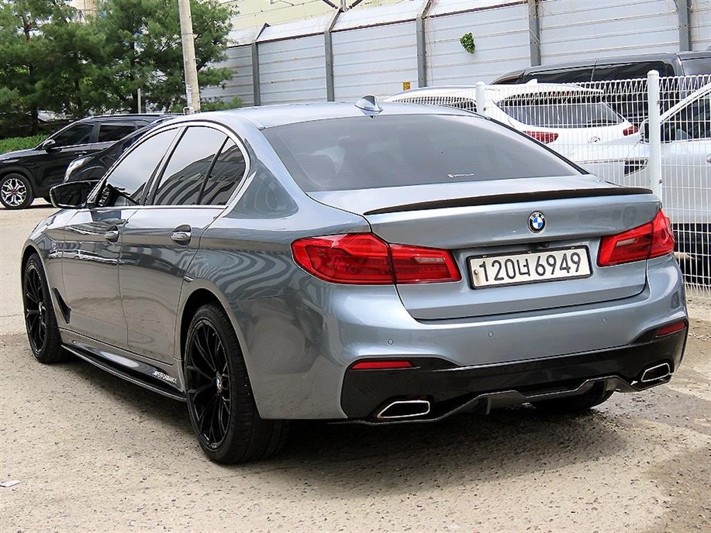 BMW 5 Series - Vista 3