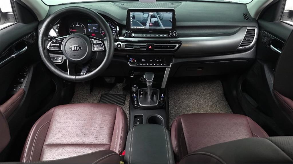 KIA Seltos - Vista 6