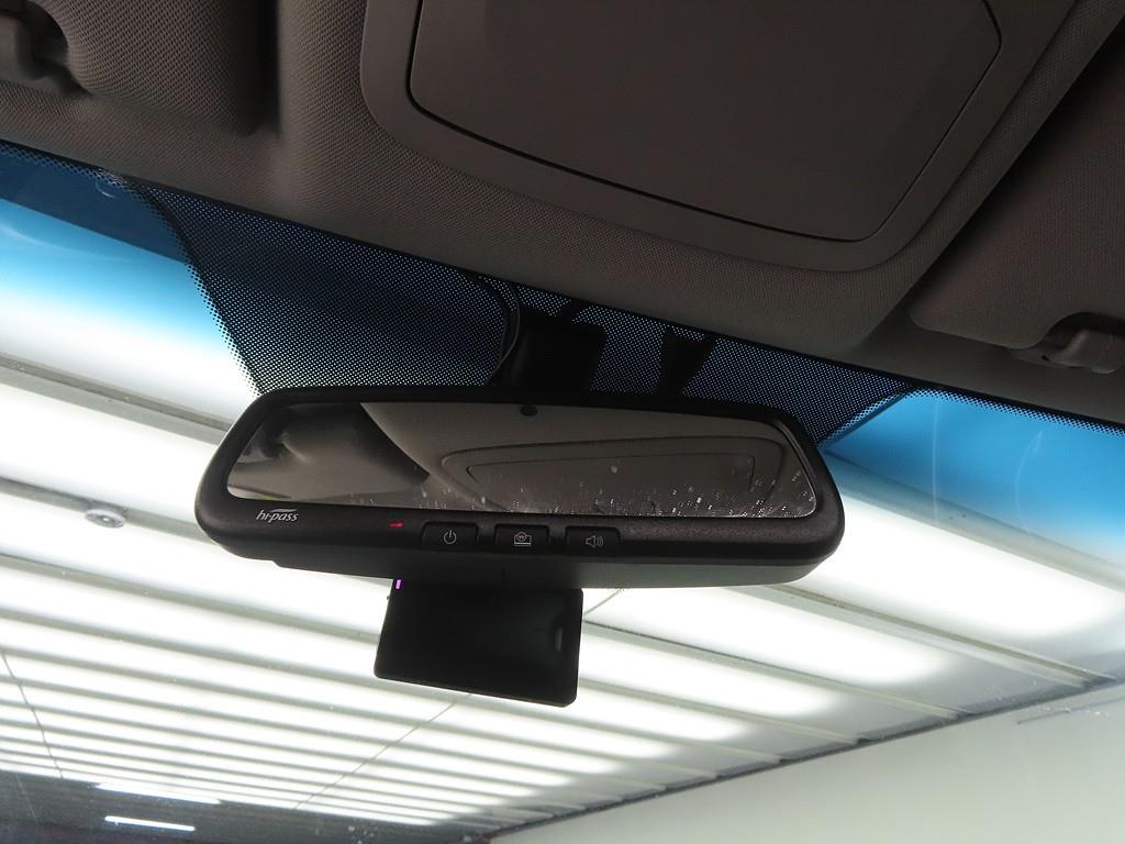 Ssangyong Korando - Vista 12