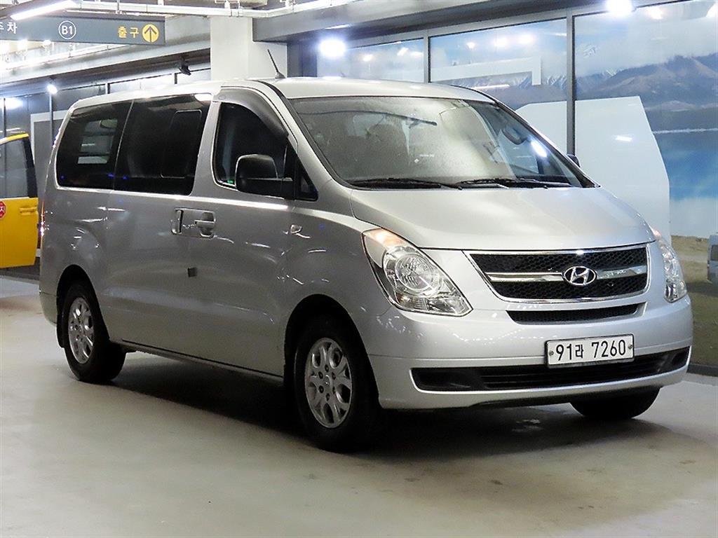 HYUNDAI Starex 2010 - Importación desde Corea - HF Imports Iquique - Foto 1