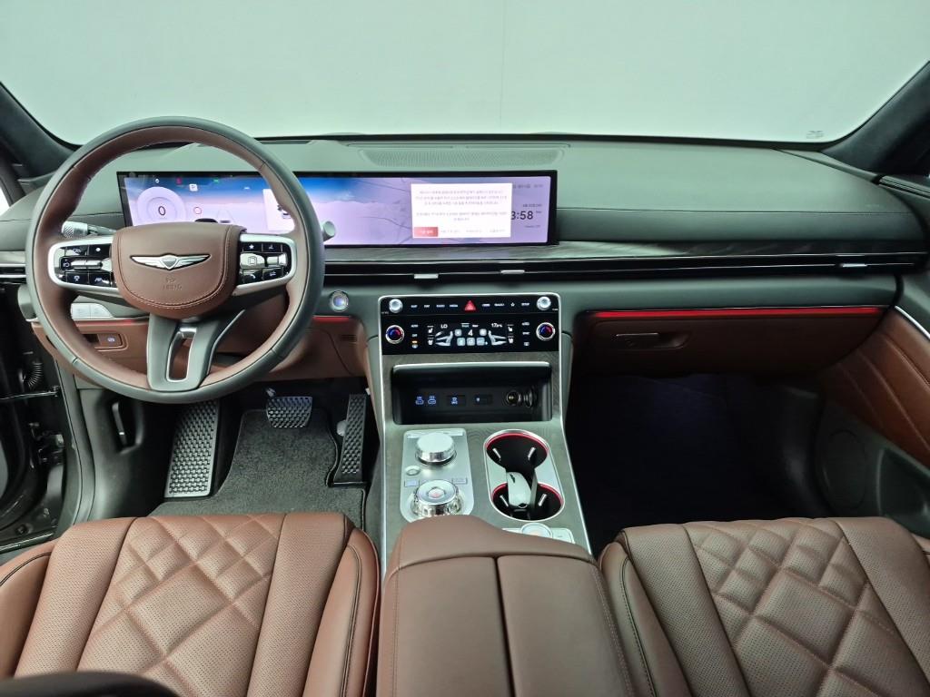 Genesis GV80 - Vista 5