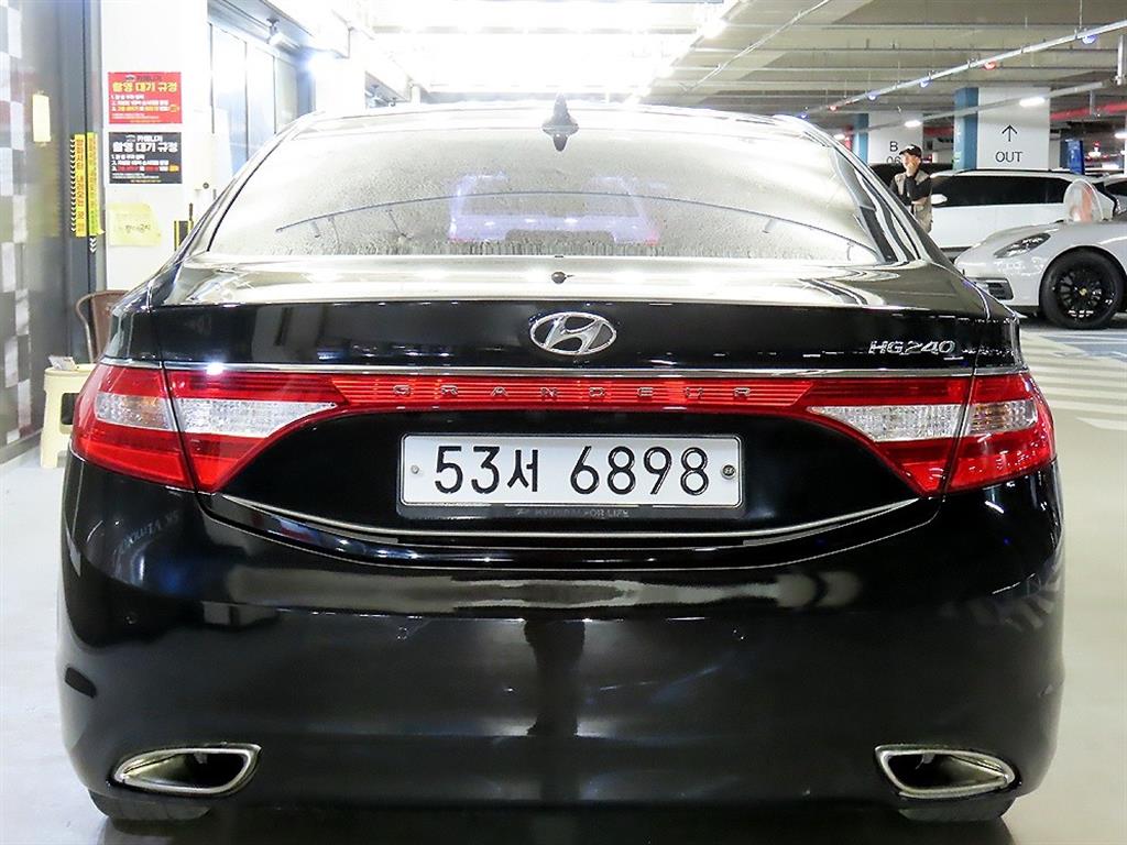 HYUNDAI Grandeur - Vista 5