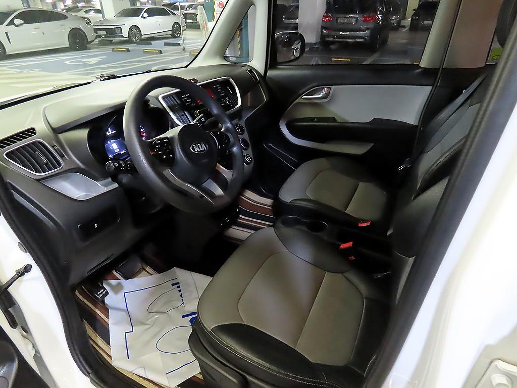 KIA Ray - Vista 10