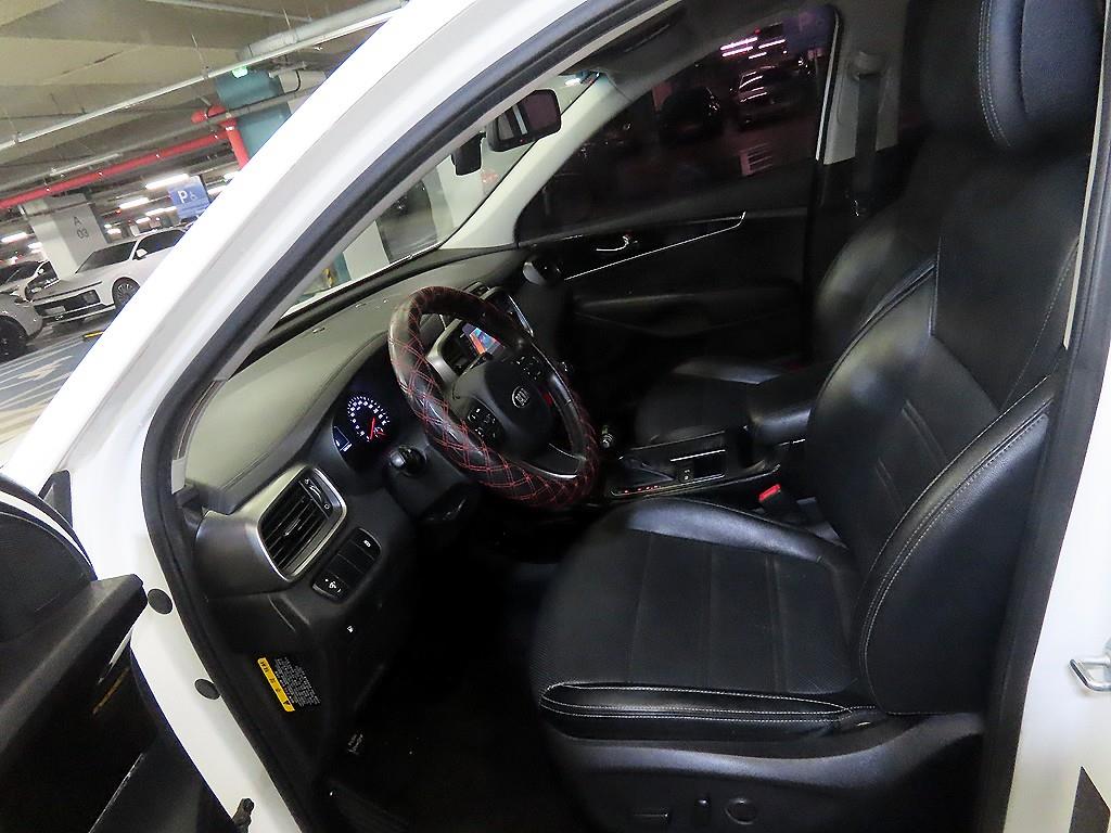 KIA Sorento - Vista 6
