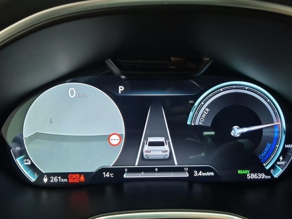 Genesis G80 - Vista 6