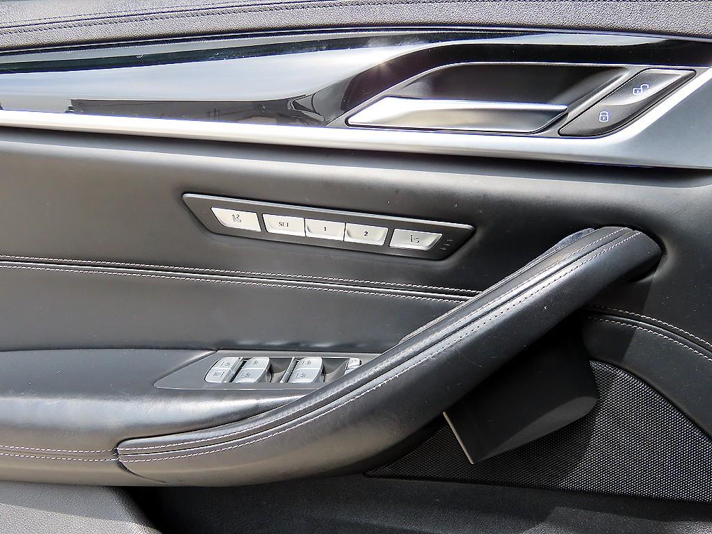 BMW 5 Series - Vista 12