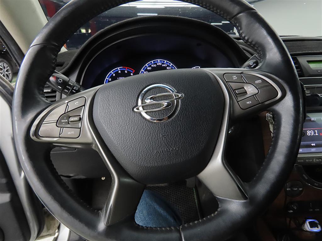 Ssangyong Rexton - Vista 8
