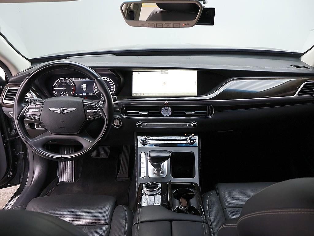 Genesis G90 - Vista 9