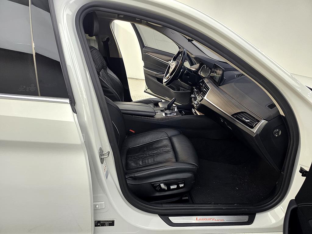 BMW 5 Series - Vista 11