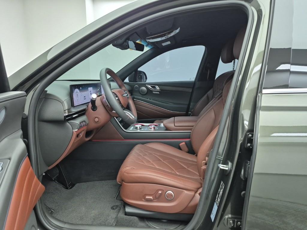 Genesis GV80 - Vista 11