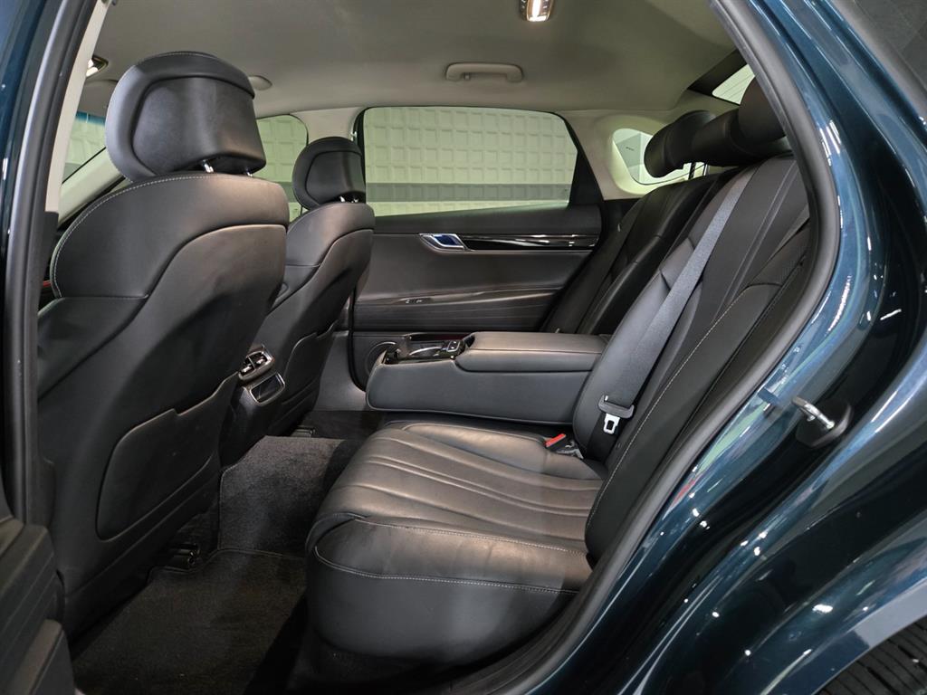 Genesis G80 - Vista 7