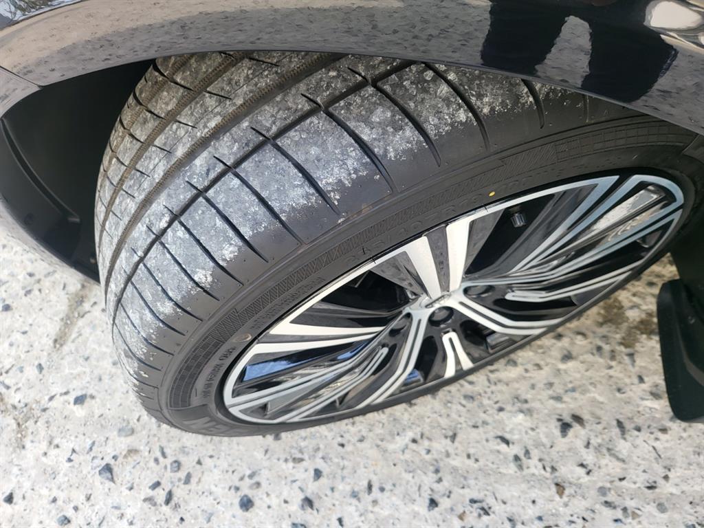 Volvo S90 2023 Negro - Importación desde Corea - HF Imports Iquique - Foto 20