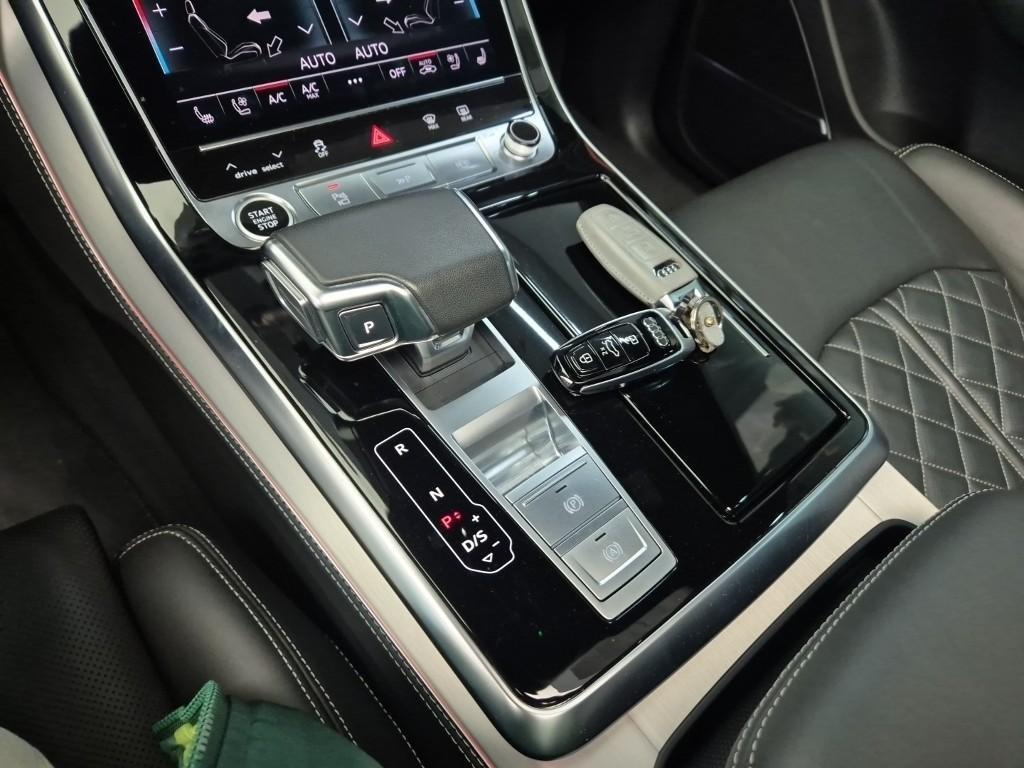 Audi Q8 - Vista 8
