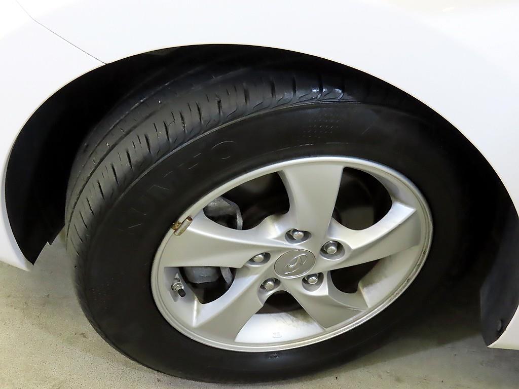 HYUNDAI Avante 2015 Blanco - Importación desde Corea - HF Imports Iquique - Foto 18