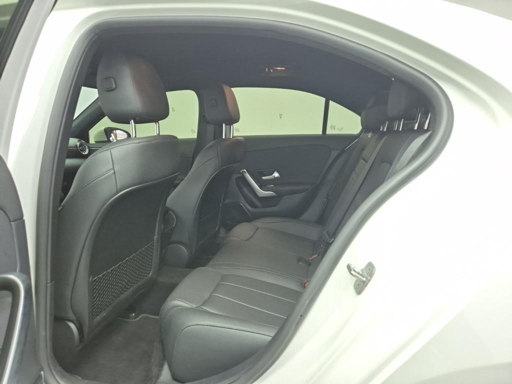 Mercedes Benz A Class - Vista 12