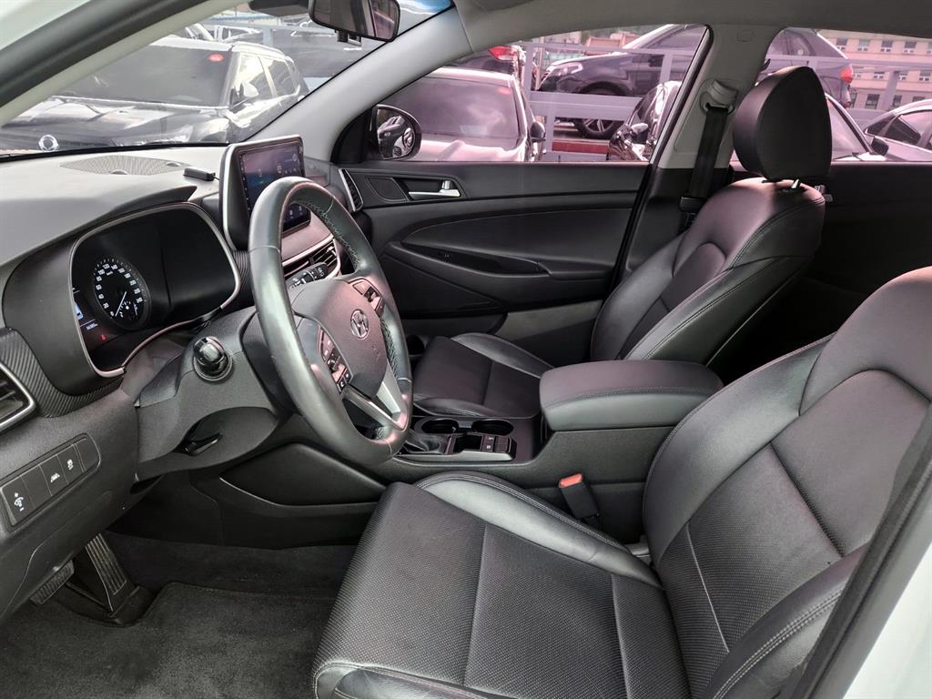 HYUNDAI Tucson - Vista 11