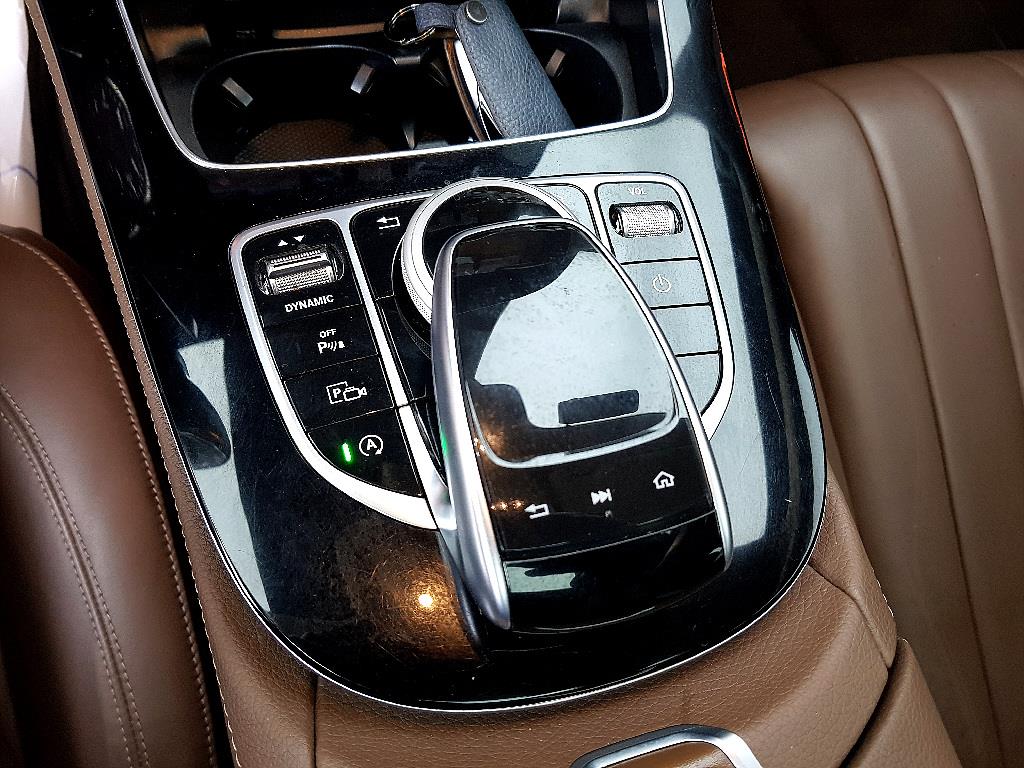 Mercedes Benz E class - Vista 11