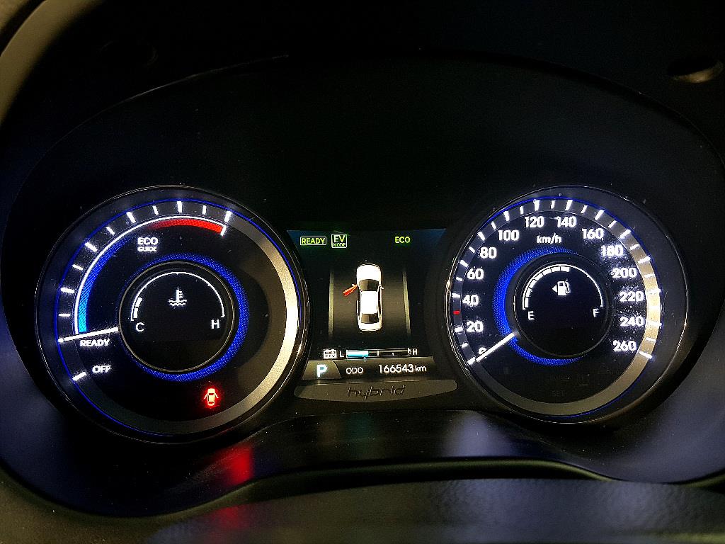 HYUNDAI Grandeur - Vista 7