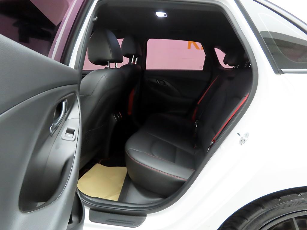 HYUNDAI i30 2020 Blanco - Importación desde Corea - HF Imports Iquique - Foto 14