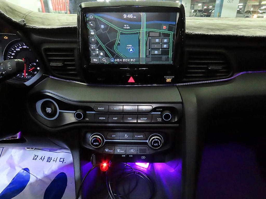HYUNDAI Veloster - Vista 11
