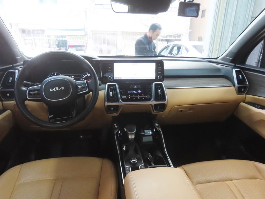 KIA Sorento - Vista 7
