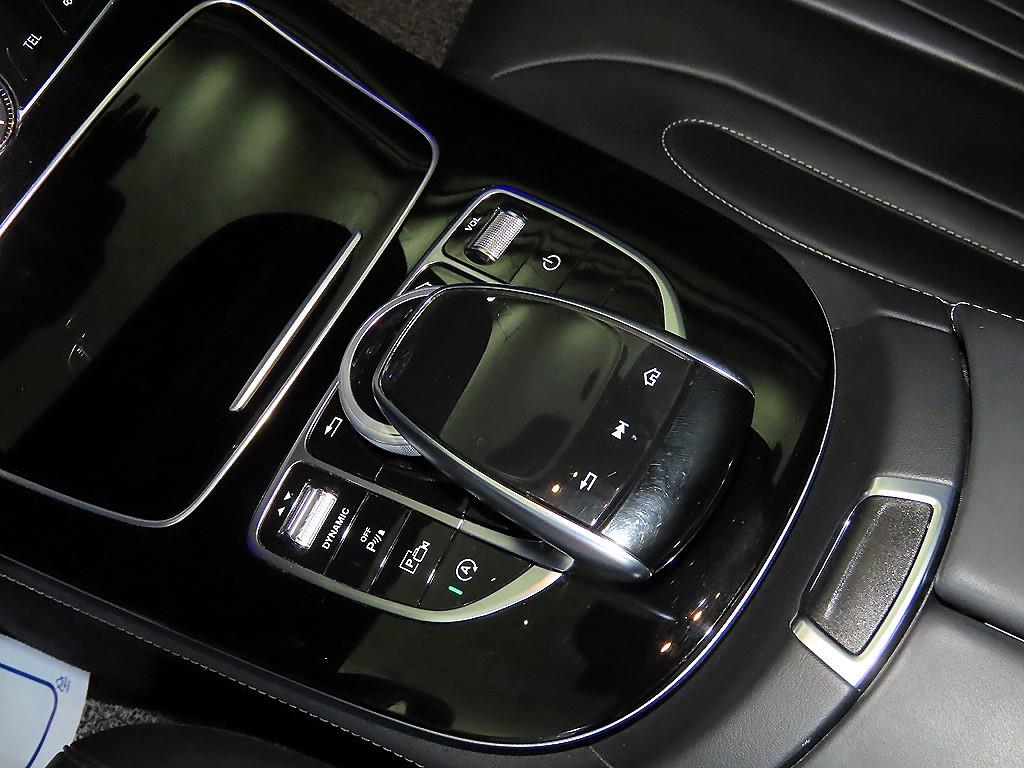 Mercedes Benz CLS Class 2019 Blanco - Importación desde Corea - HF Imports Iquique - Foto 13