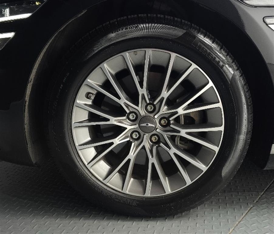 Genesis G80 - Vista 5